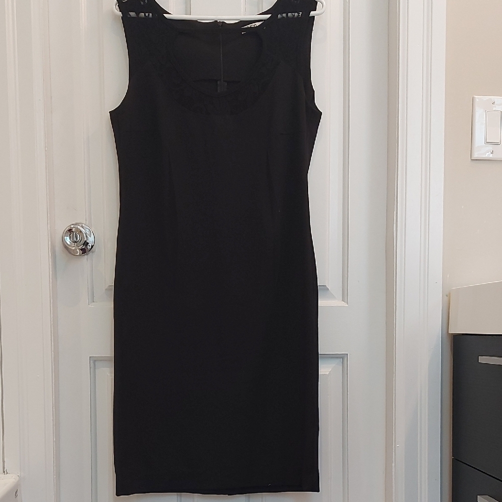 Jump Chic Black Sleeveless Mini Dress